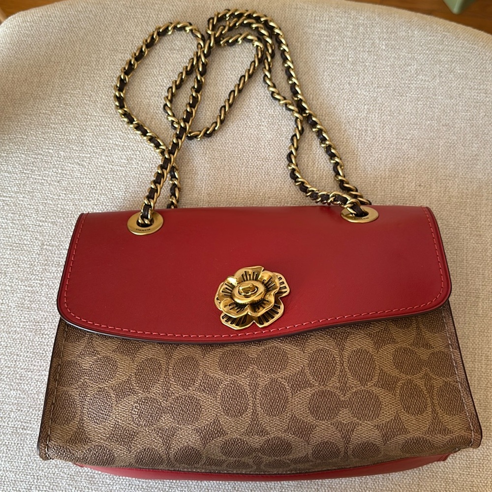 Coach bag/Limited  Edition Authentic Coach Leather Bag.